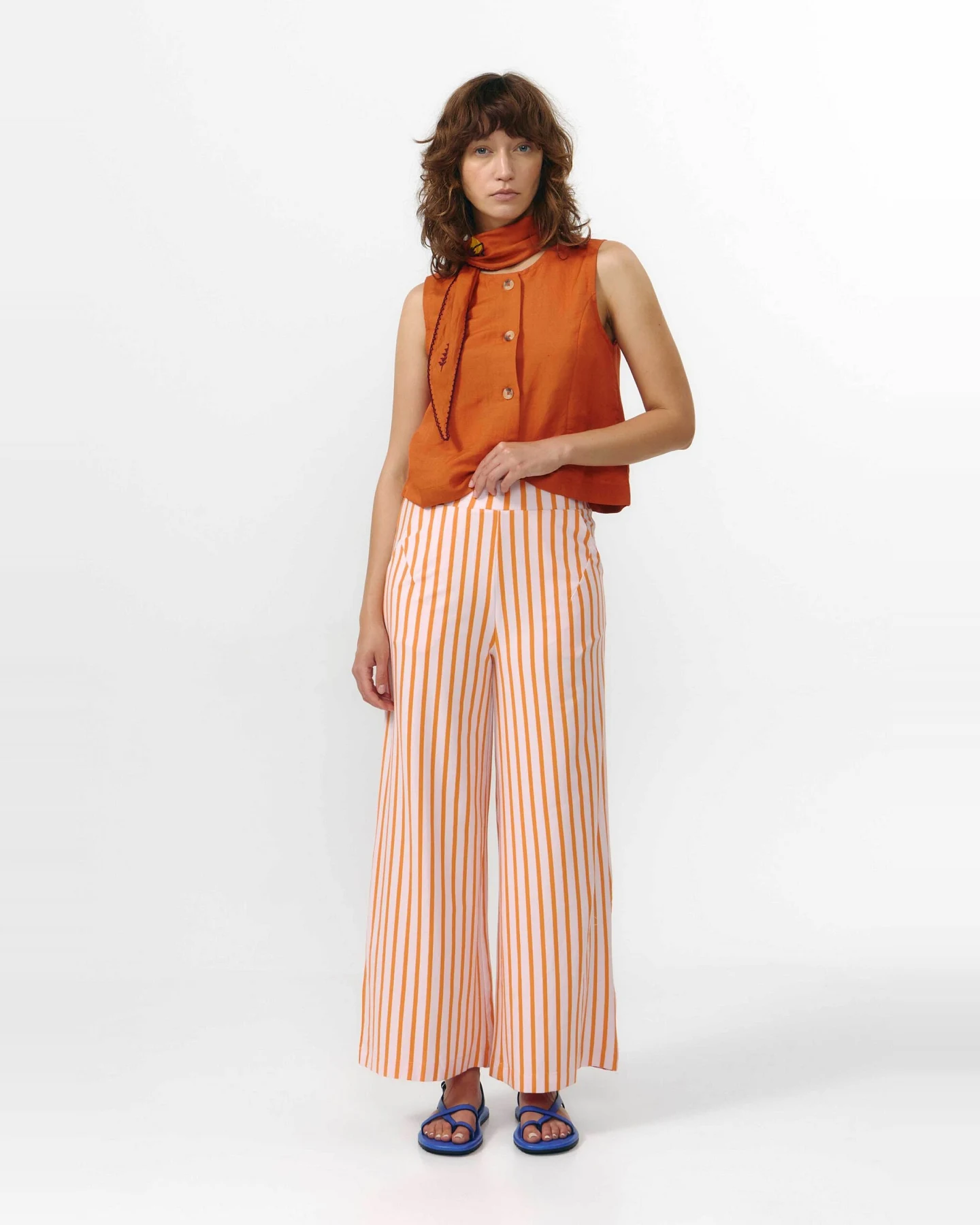 SUITE13LAB Damen vegan Hose Palau Streifen Orange – Ansicht 2