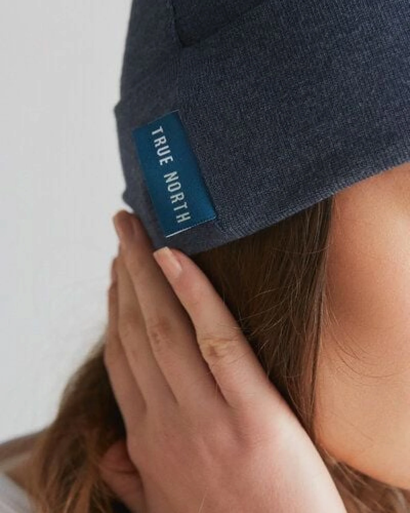 Unisex Beanie mit recyceltem Polyester Mütze "True North" T3000 – Ansicht 3