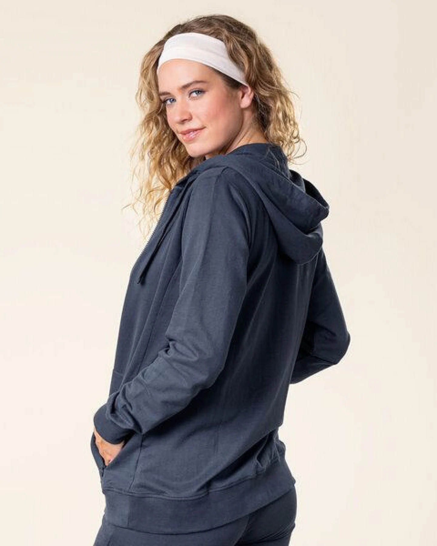 Living Crafts Damen Kapuzenjacke - LAMINA – Ansicht 4