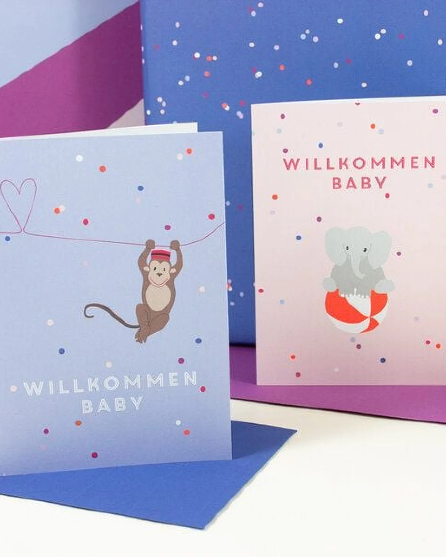 Bow & Hummingbird Grußkarte Willkommen Baby (Elefant) – Ansicht 4