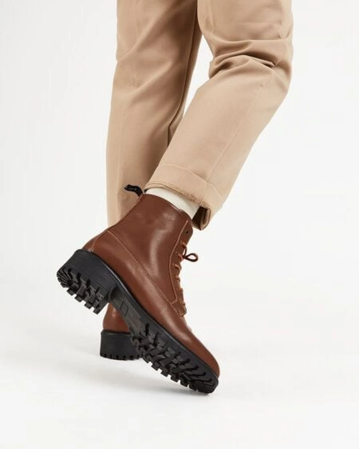 NINE TO FIVE #mira - Chunky Boot aus Bioleder und mit recycelter Profilsohle – Ansicht 4