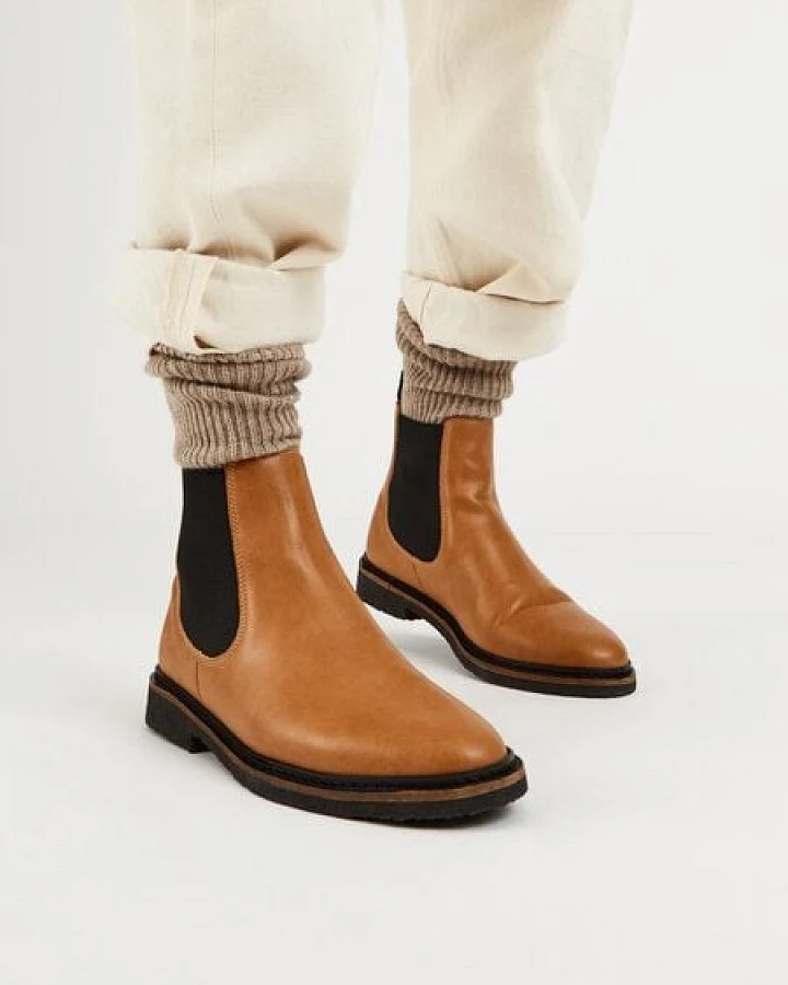 NINE TO FIVE #luka - veganer Chelsea Boot mit recycelter Kreppsohle