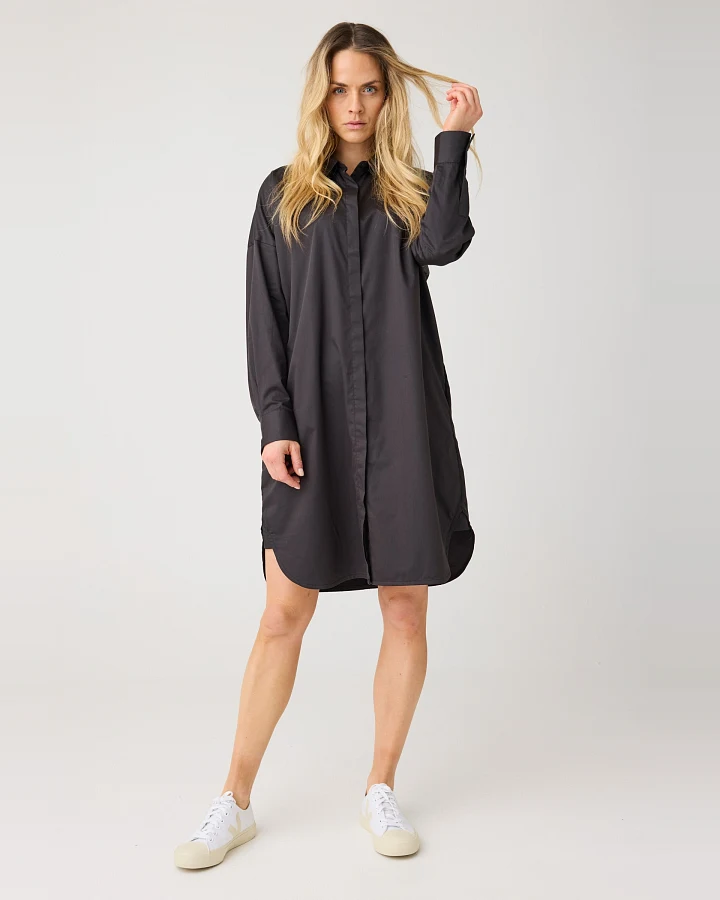 KnowledgeCotton Apparel Damen vegan Hemdkleid Satin Schwarz Jet