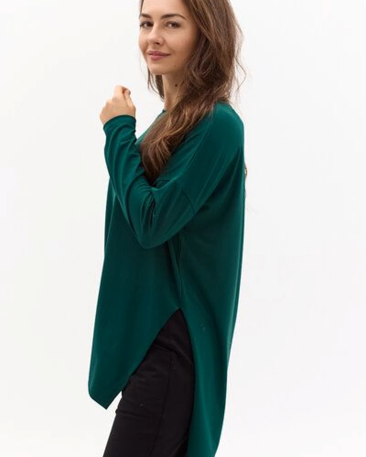 Bluse Seki – Basic-Bluse mit langen Ärmeln – Boot-Ausschnitt – Viscose mit Elasthan – Fair produziert in Polen – KOKOworld – Ansicht 2