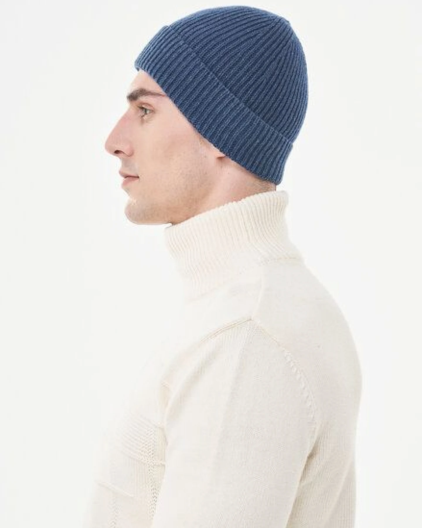 ORGANICATION Strick-Beanie aus Bio-Merinowolle und Bio-Baumwolle – Ansicht 2