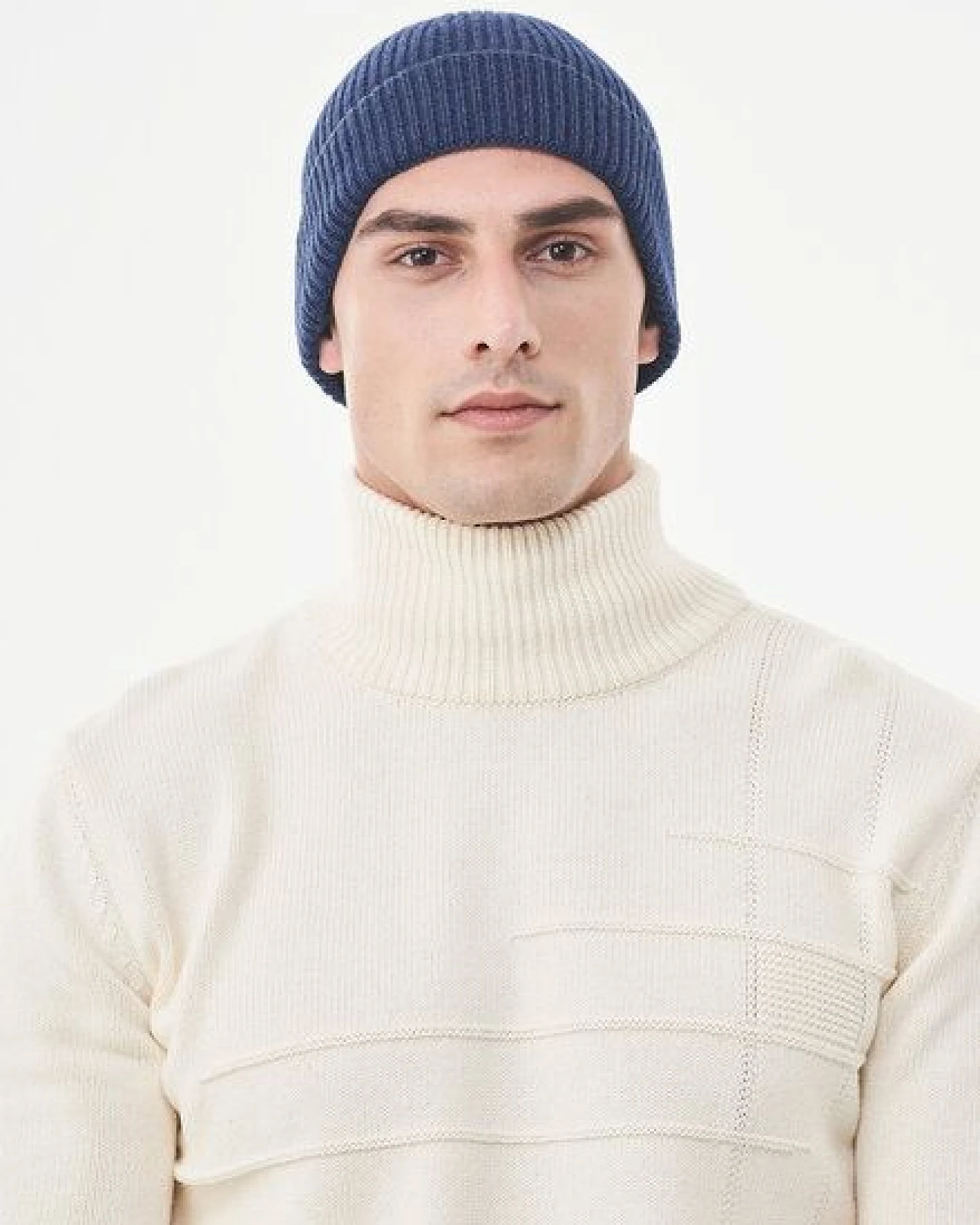 ORGANICATION Strick-Beanie aus Bio-Merinowolle und Bio-Baumwolle – Ansicht 3