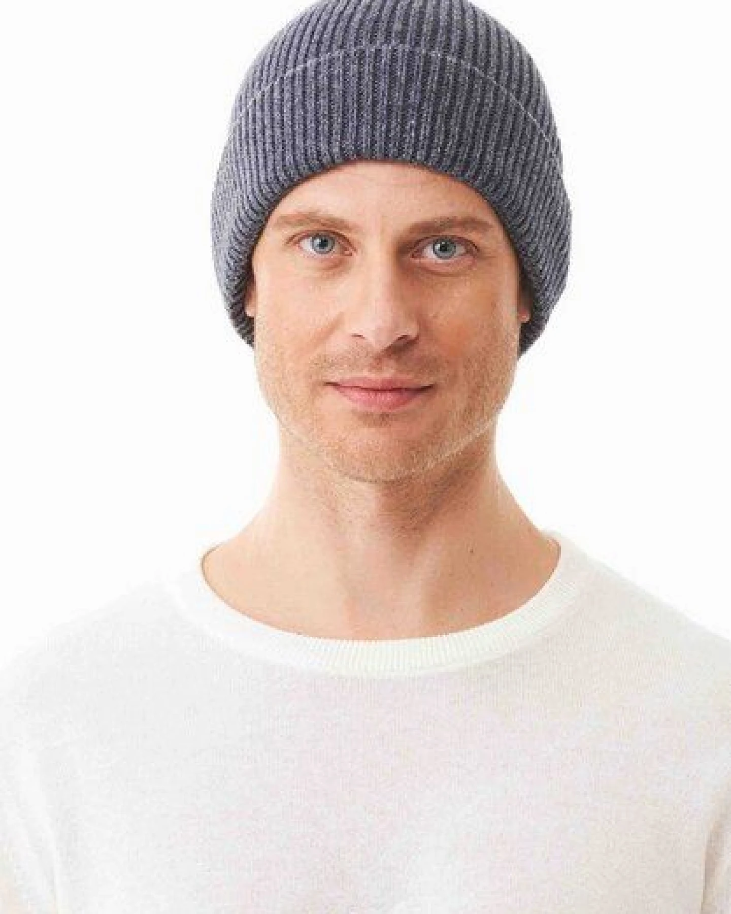 ORGANICATION Strick-Beanie aus Bio-Merinowolle und Bio-Baumwolle – Ansicht 2