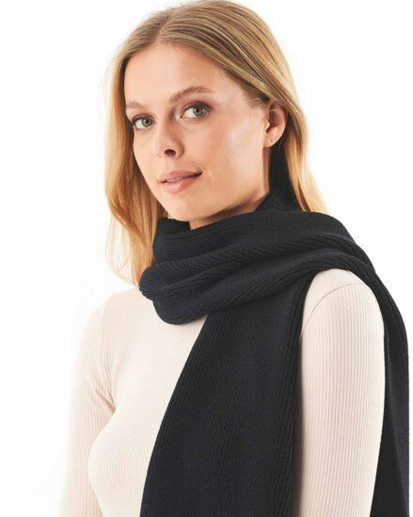 ORGANICATION Unisex Strickschal aus Bio-Baumwolle – Ansicht 2