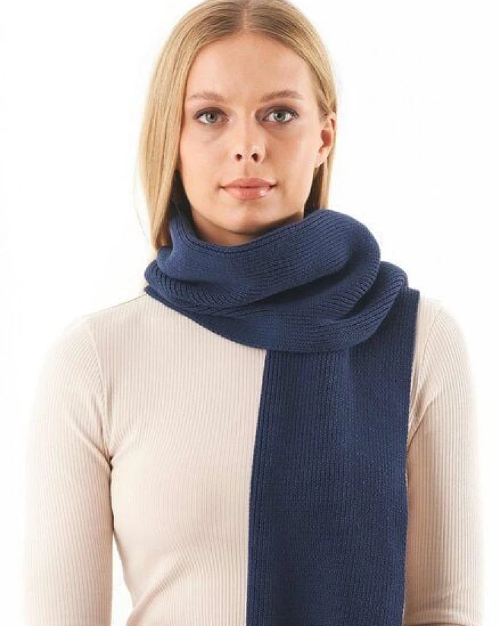 Blau