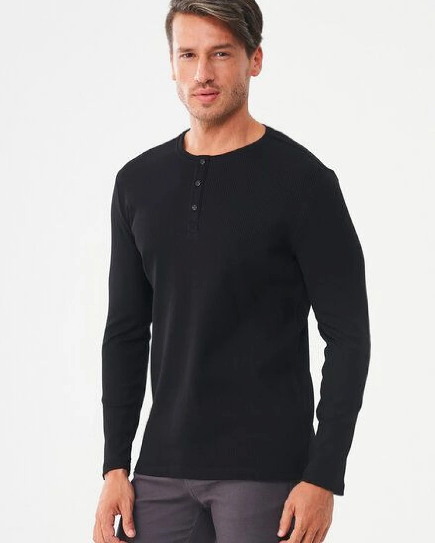 ORGANICATION Geripptes Henley Langarmshirt aus Bio-Baumwolle – Ansicht 3