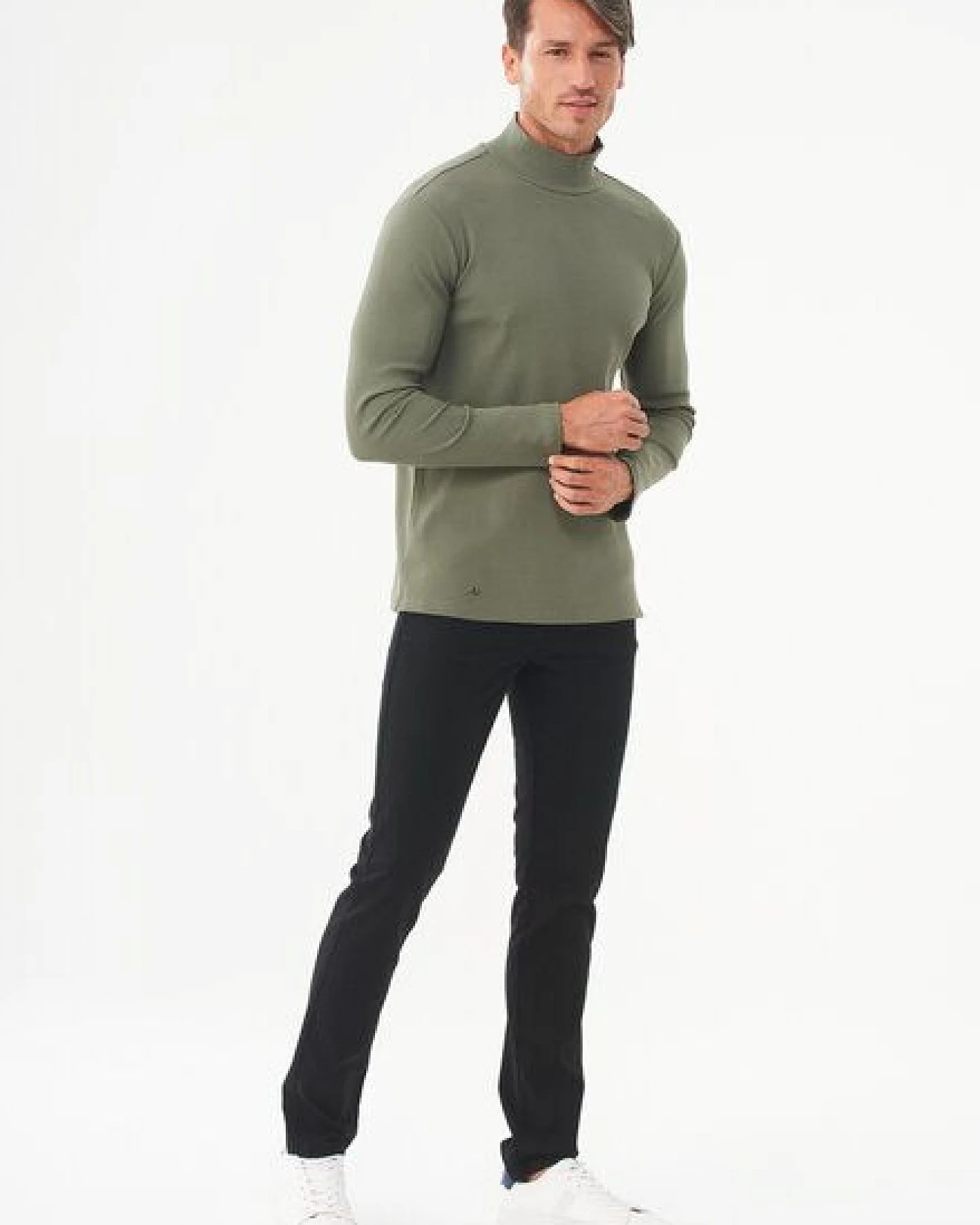 ORGANICATION Geripptes Langarmshirt aus Bio-Baumwolle mit Rollkragen – Ansicht 2