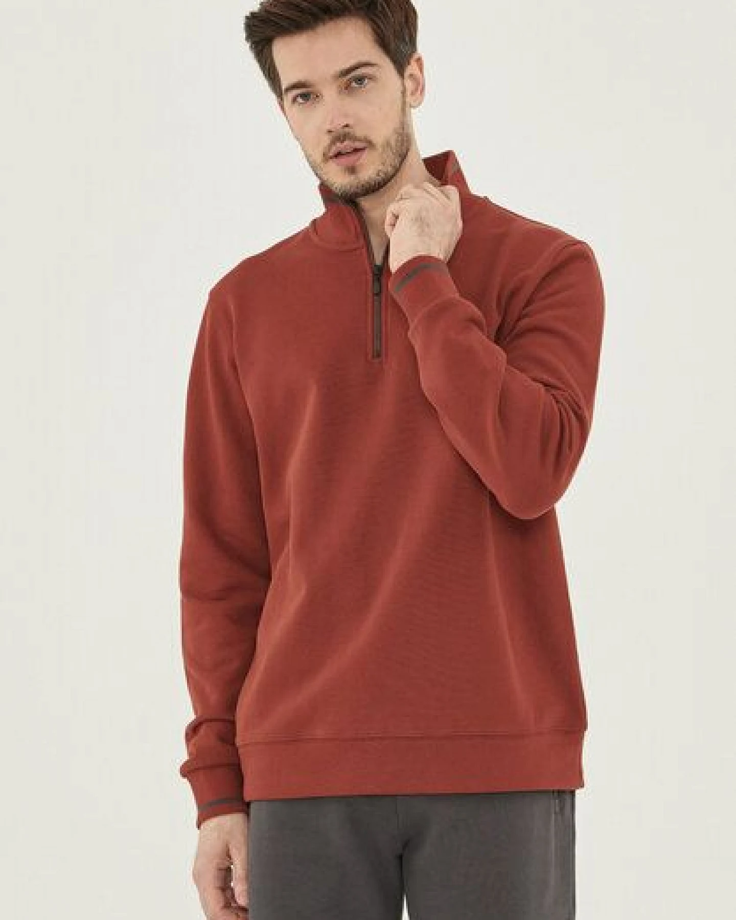 ORGANICATION Sweatshirt aus Bio-Baumwolle mit Stehkragen – Ansicht 3