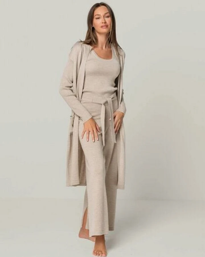 YOU LOOK PERFECT Merino Loungewear Set "Cardigan Blossom & Top Blossom & Hose Bailey"