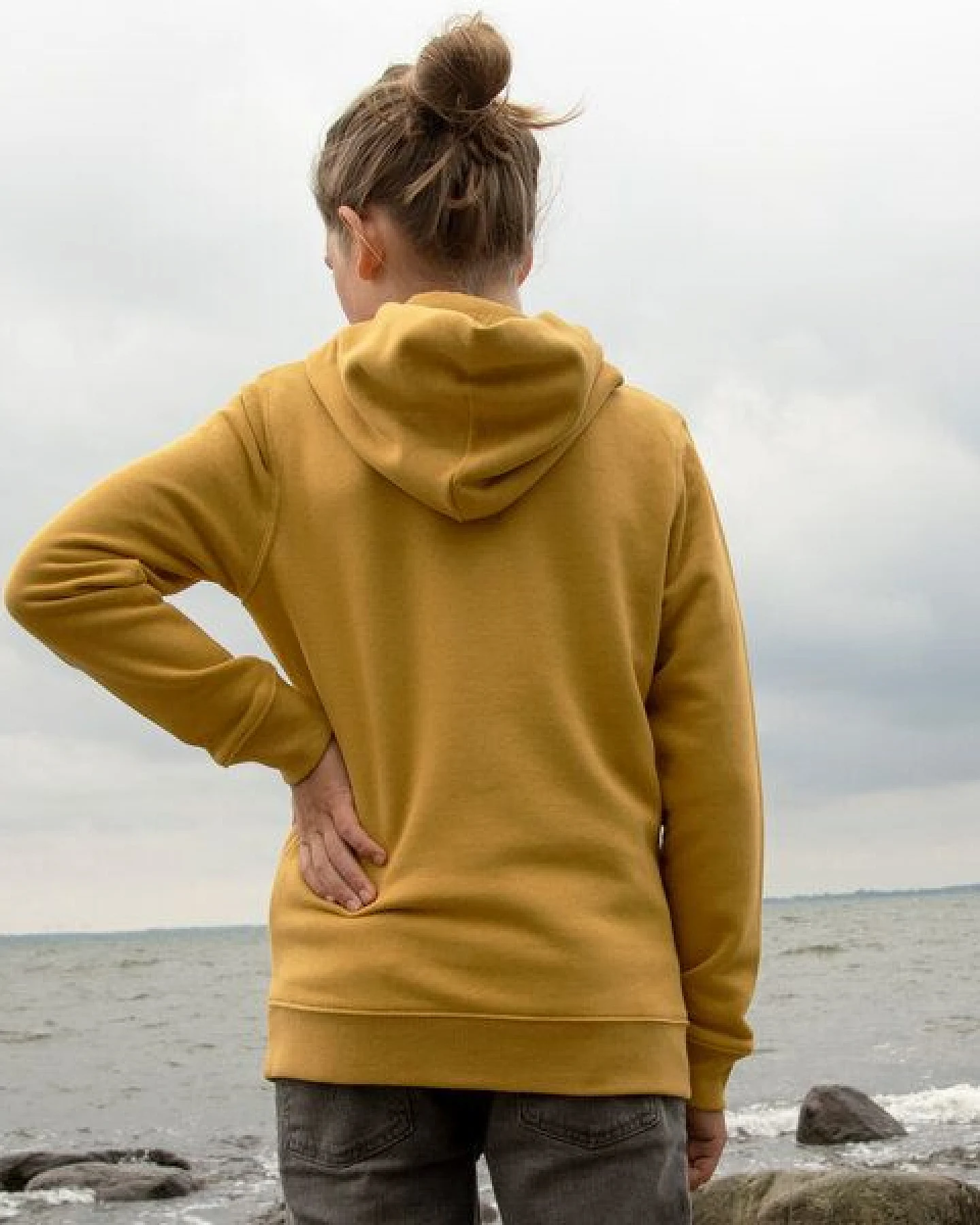 Cmig Kinder Hoodie Schnigel in ochre – Ansicht 4