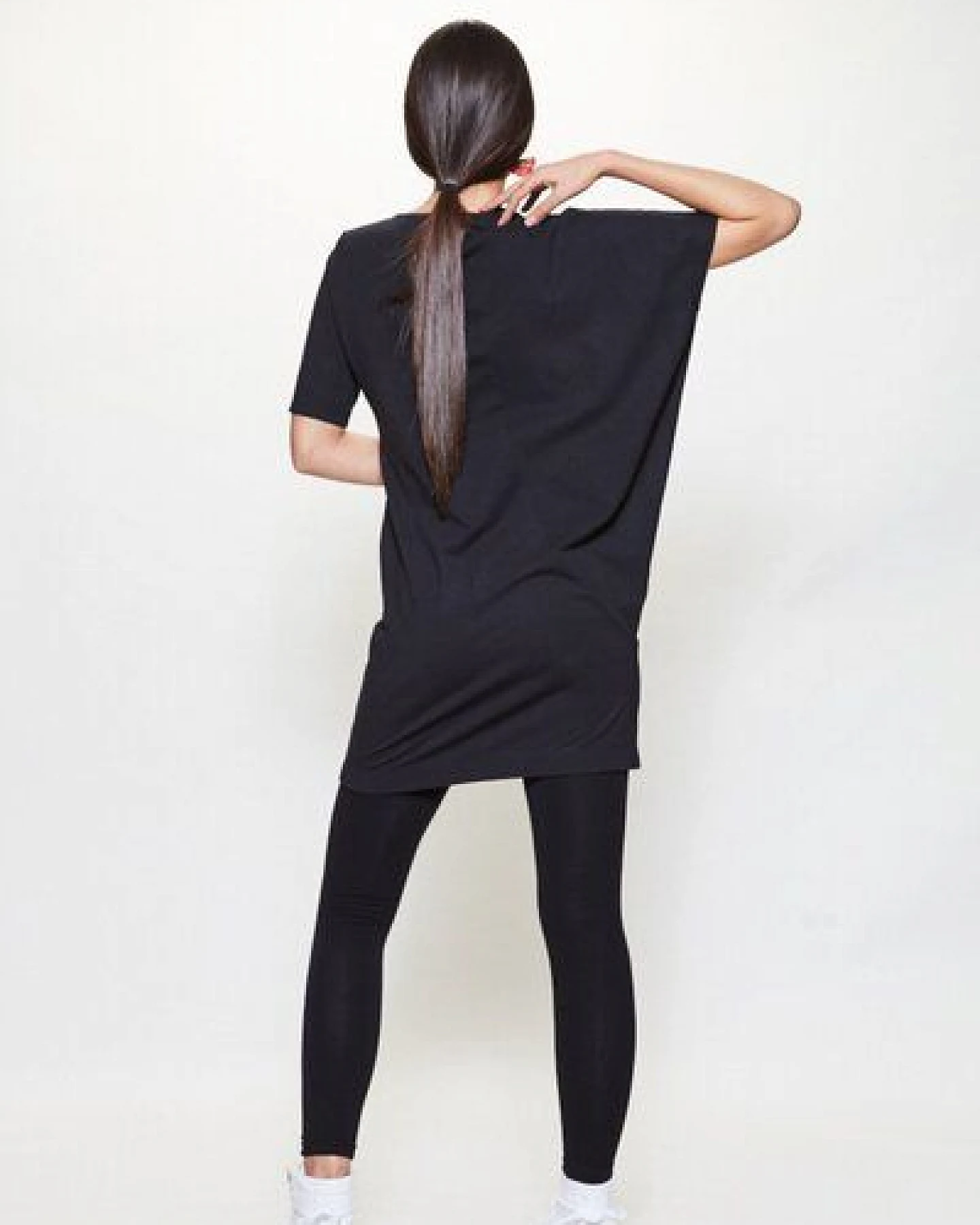 LUMEN organic Longshirt asymmetrisch aus JERSEY schwarz – Ansicht 3
