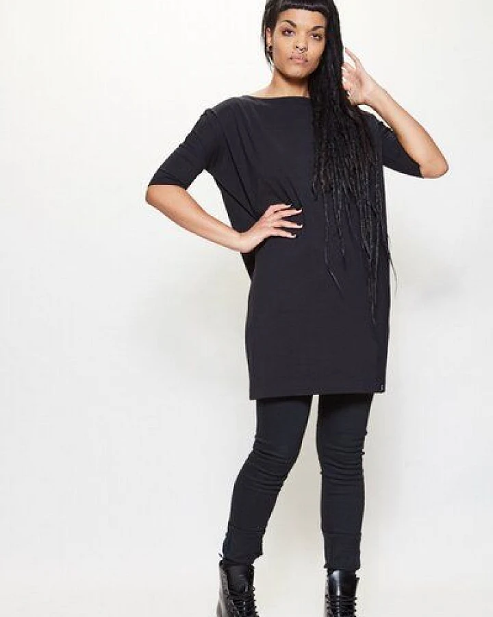 LUMEN organic Longshirt mit 1/2-Ärmel JERSEY in schwarz