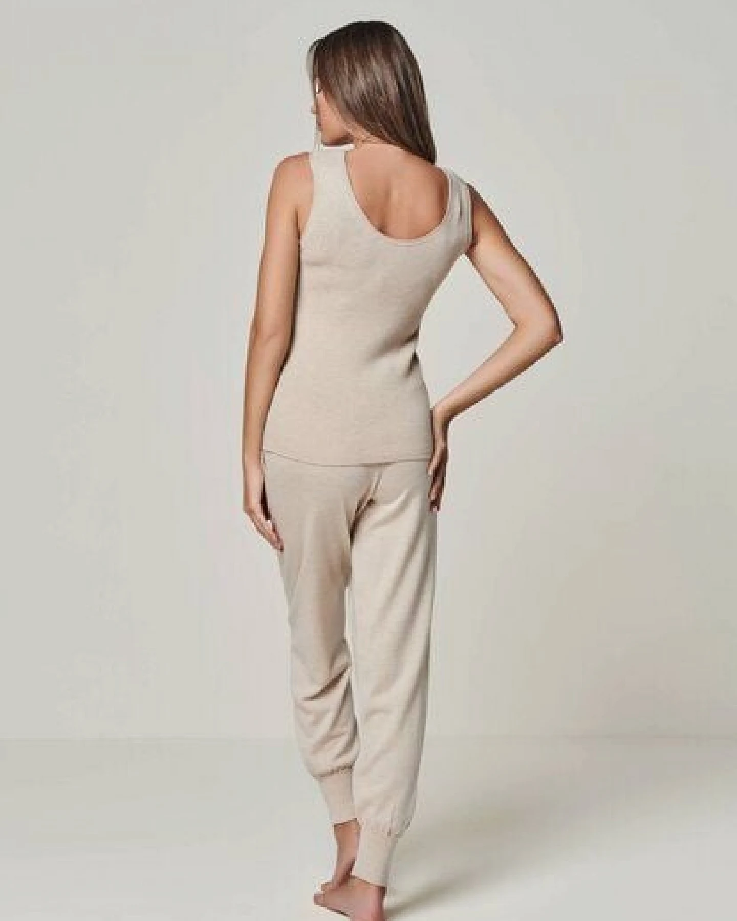 YOU LOOK PERFECT Merino Loungewear Set "Stricktop Blossom & Jogging-Strickhose Bella" – Ansicht 4