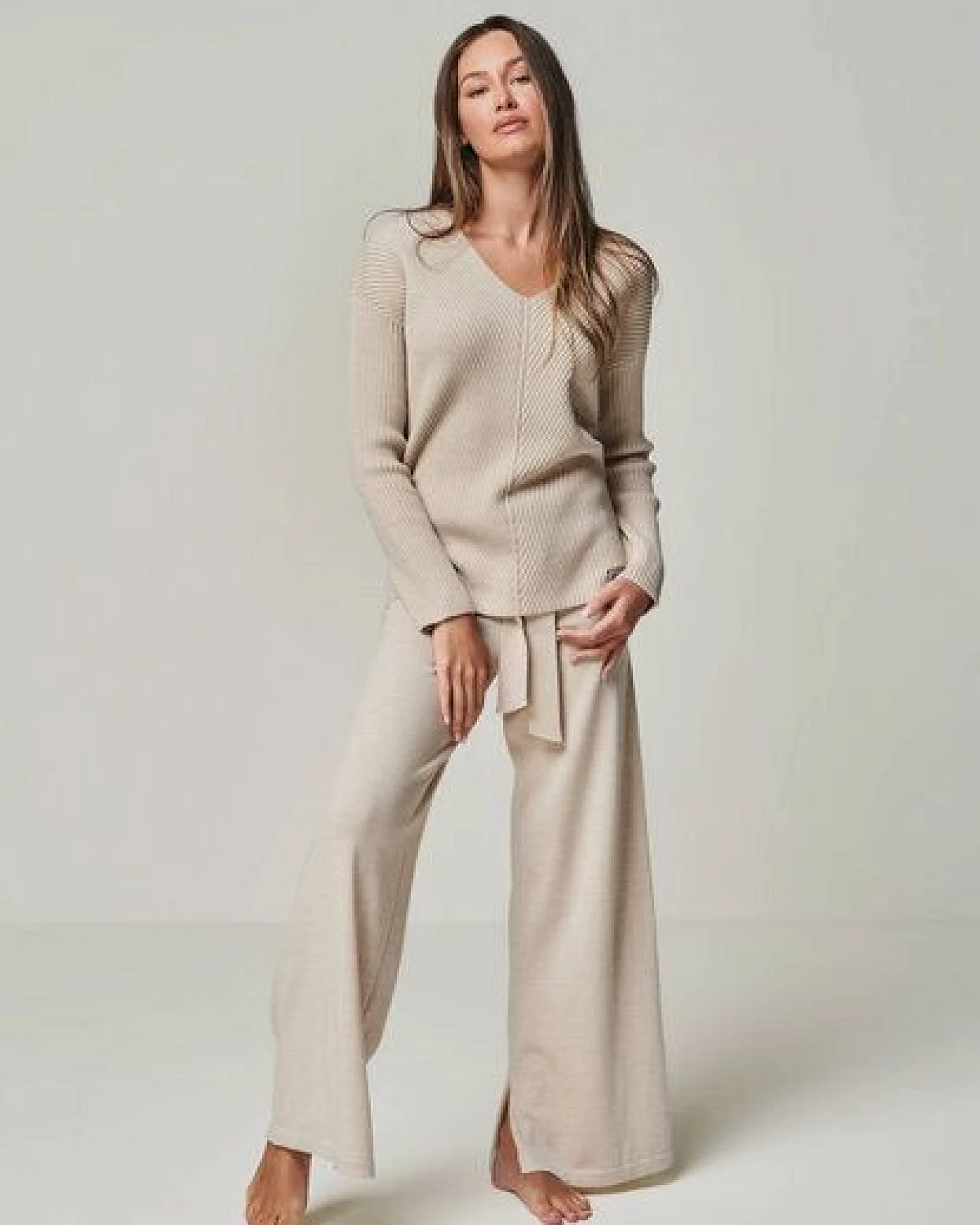 YOU LOOK PERFECT 100% Merino Rippen-Strickpullover mit V-Ausschnitt "Blossom" – Ansicht 3