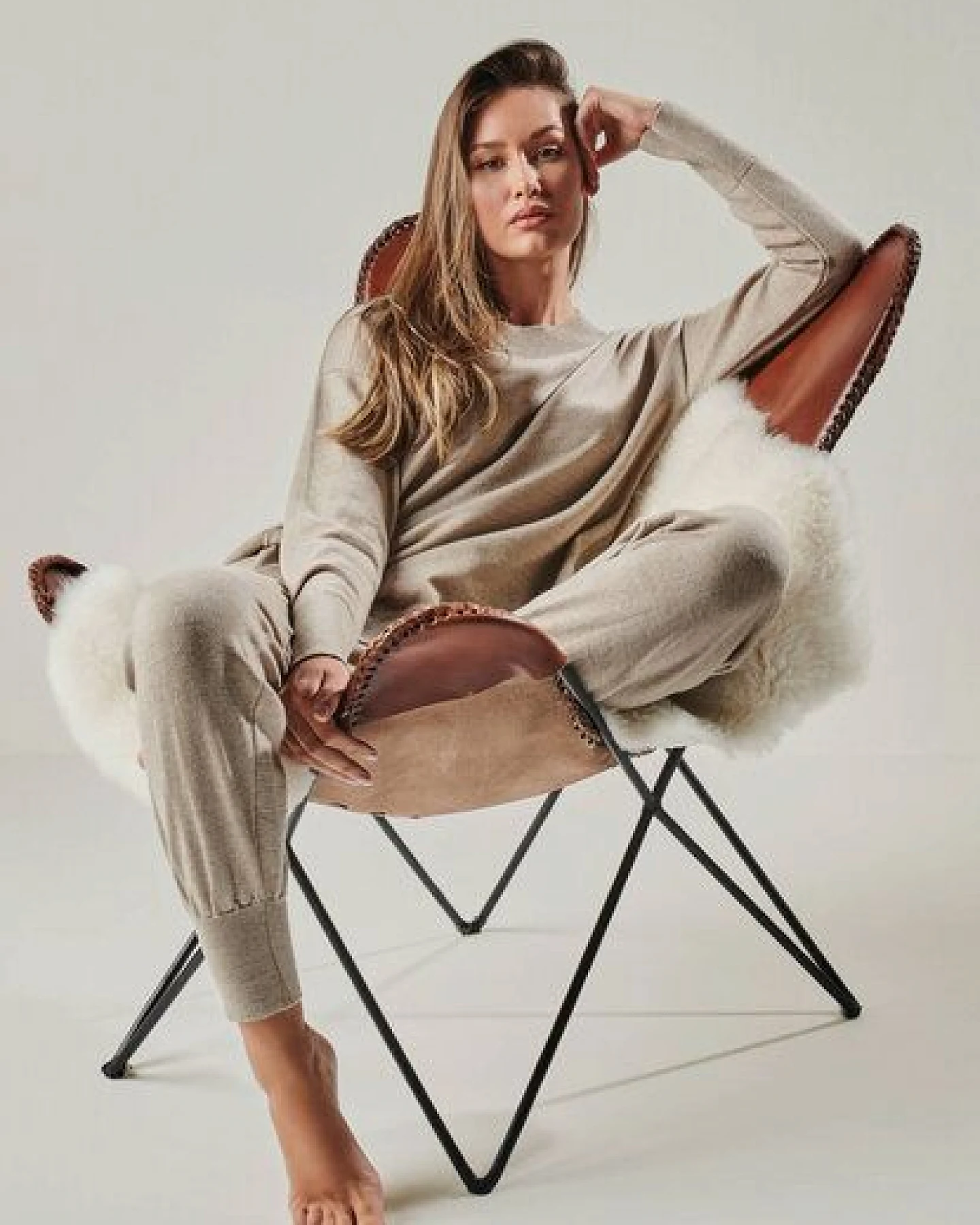 YOU LOOK PERFECT 100% Merino Strickpullover mit Rundhals "Bella" – Ansicht 2