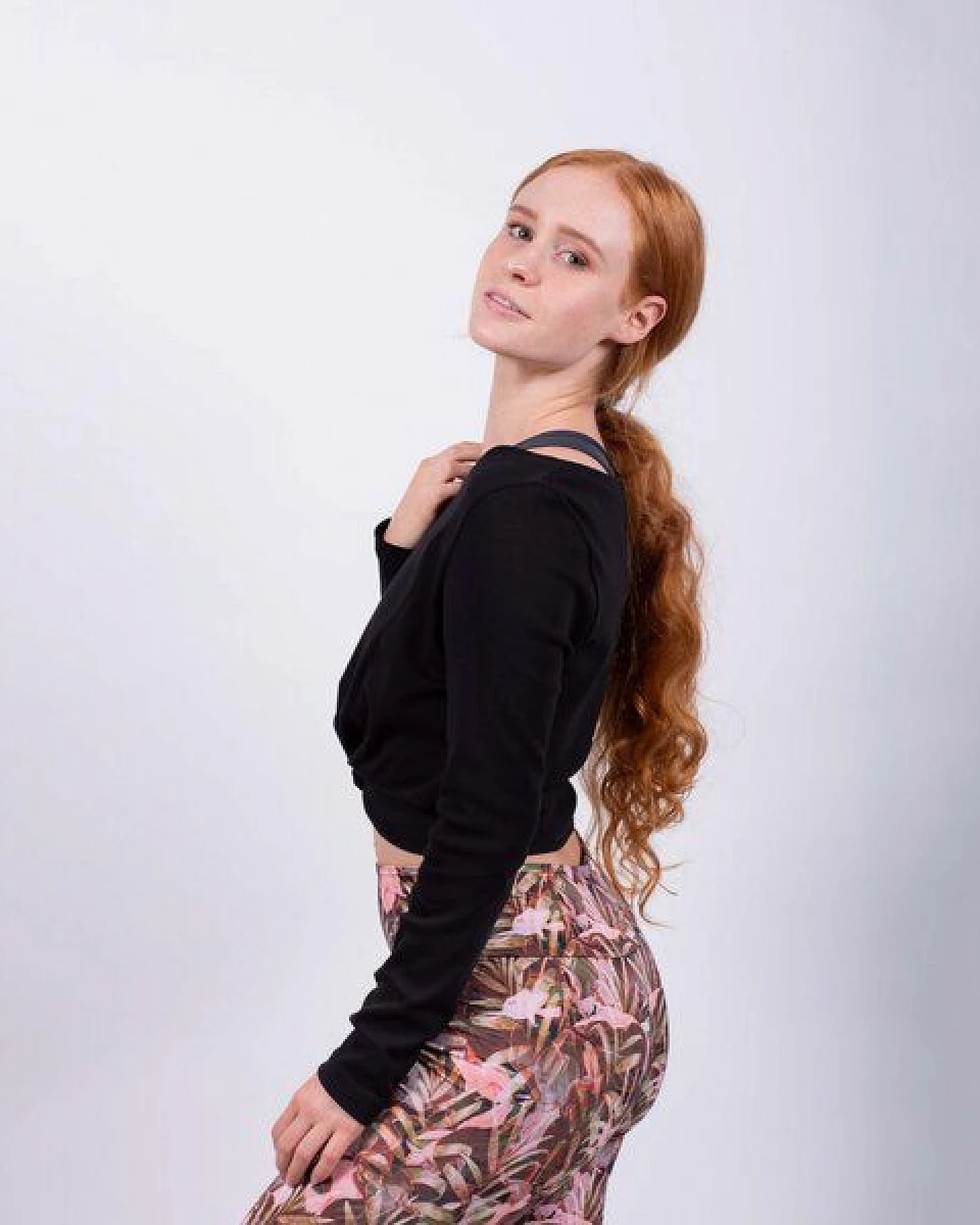 Flying Love Birds Damen Ripp Crop Top aus Bio-Baumwolle "Ballet Crop Top " – Ansicht 4