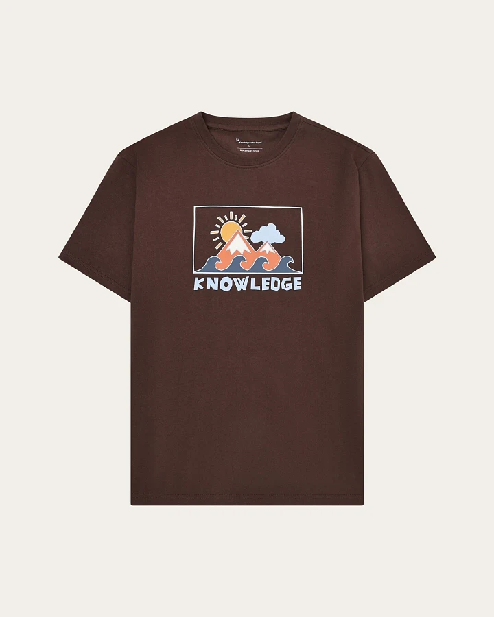 KnowledgeCotton Apparel Herren vegan T-Shirt Herren Front Print Shaved Chocolate