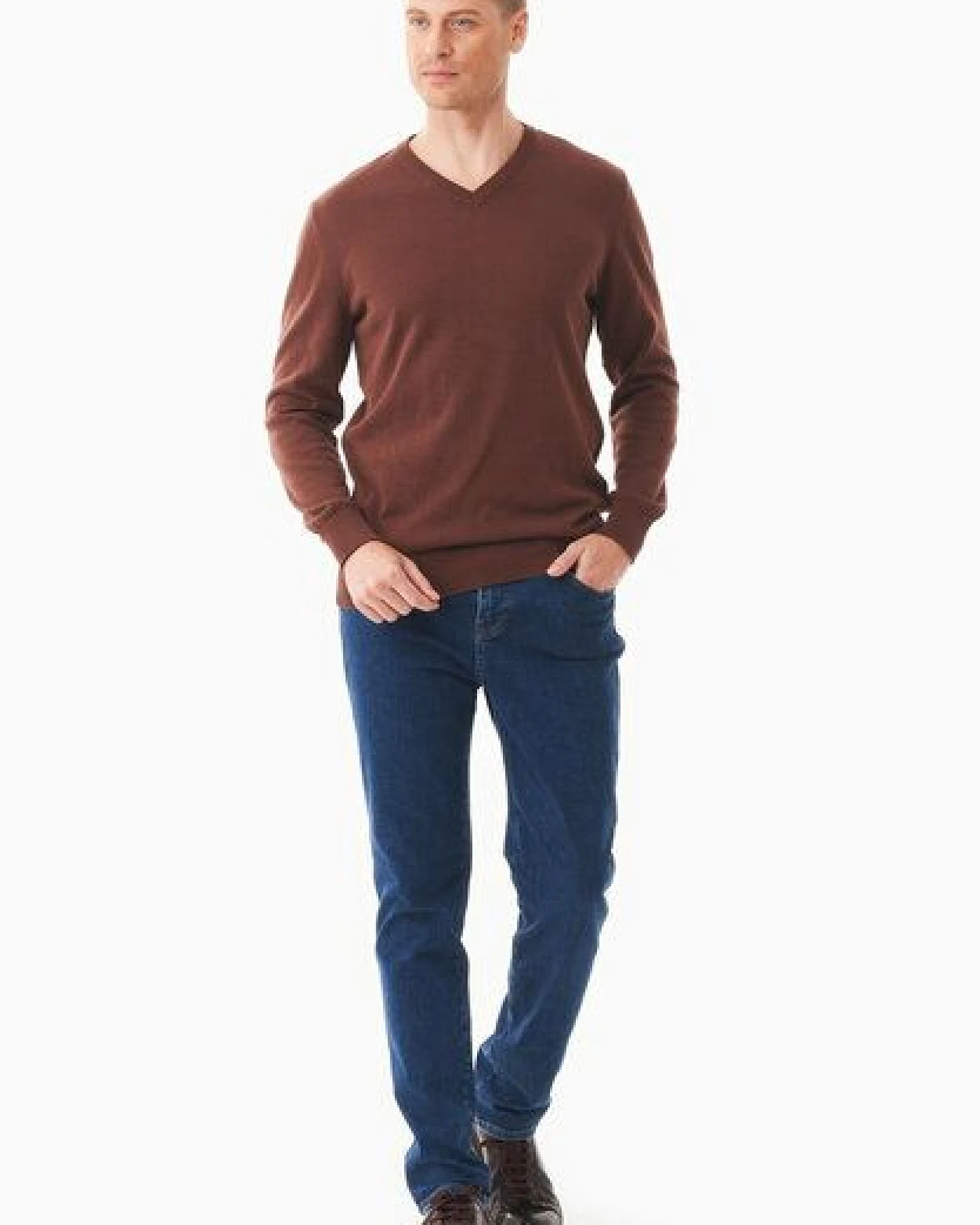 ORGANICATION Pullover aus Bio-Baumwolle mit V-Ausschnitt – Ansicht 2