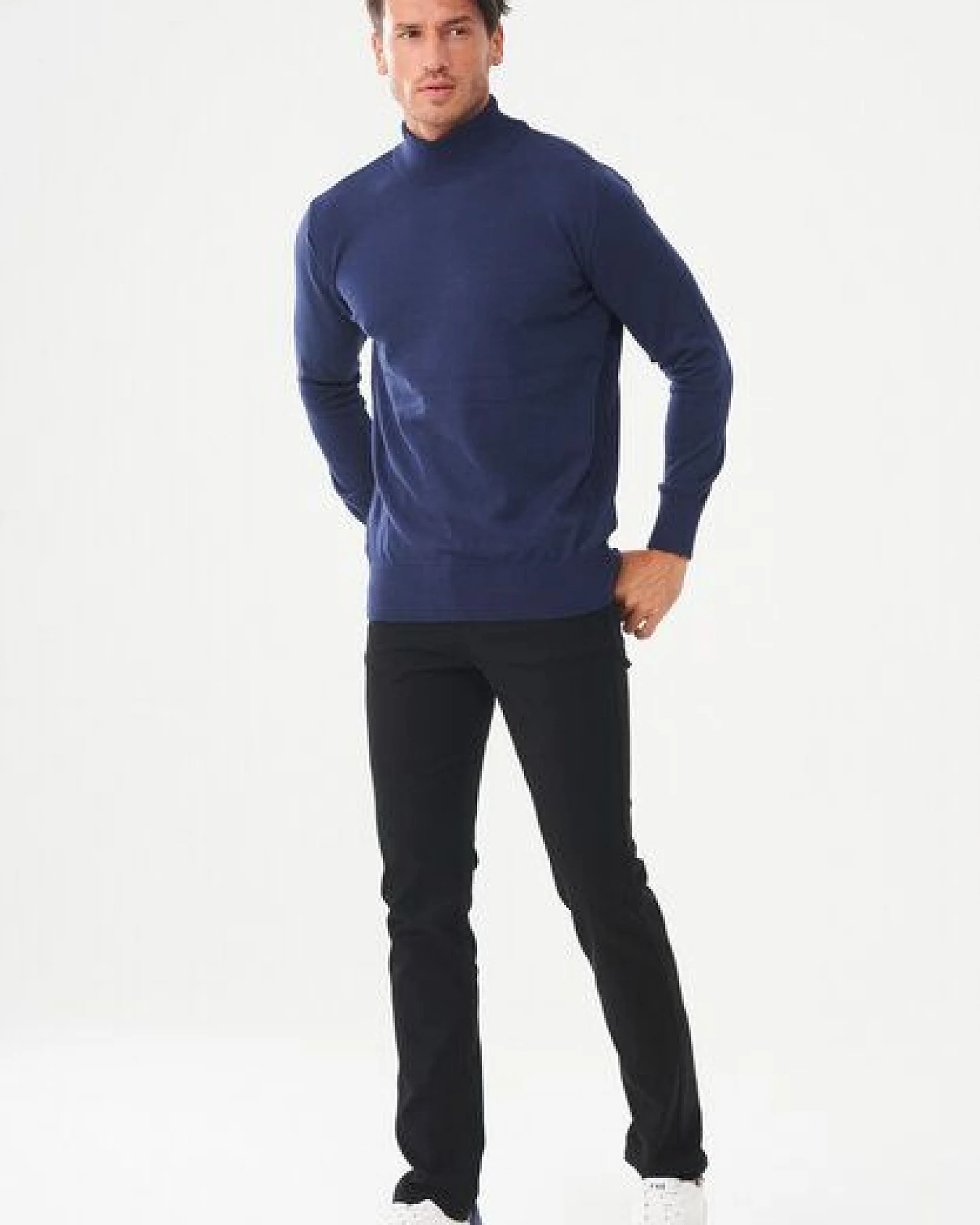ORGANICATION Rollkragenpullover aus Bio-Baumwolle – Ansicht 2