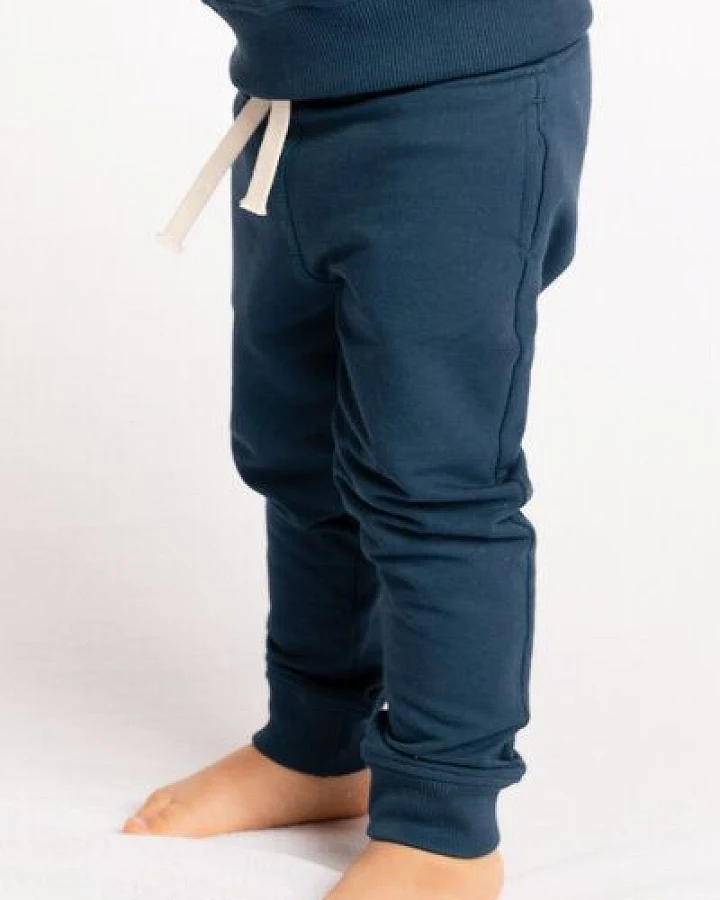 M23 Kinder Jogginghose aus Biobaumwolle, Modell "Luke"
