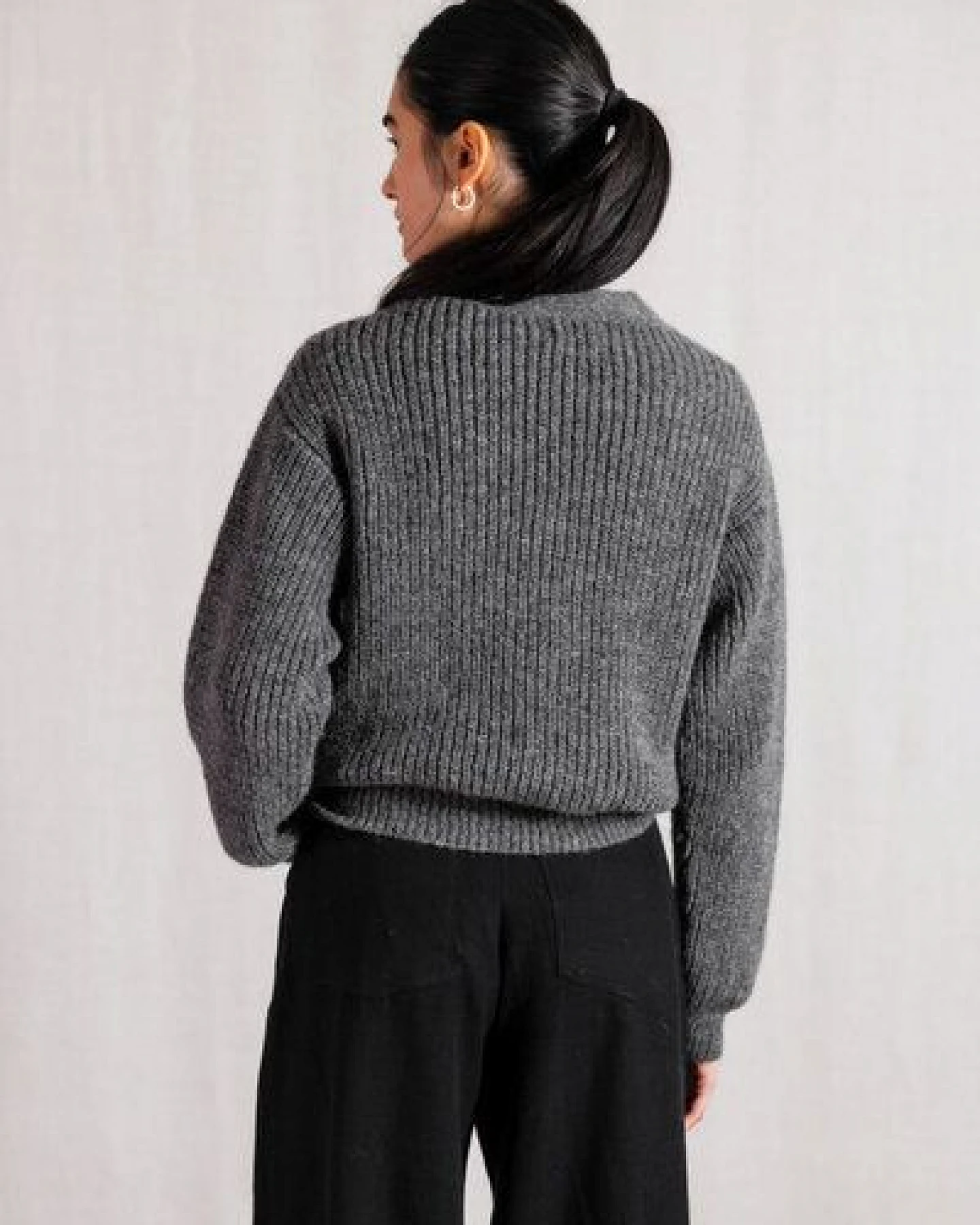 Jyoti - Fair Works Baby-Alpaka Strickcardigan Aipena – Ansicht 2