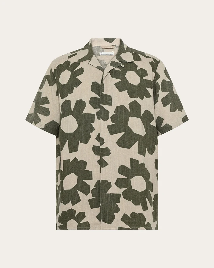 KnowledgeCotton Apparel Herren vegan Kurzarmhemd Relaxed Leinen Mix Print Grün