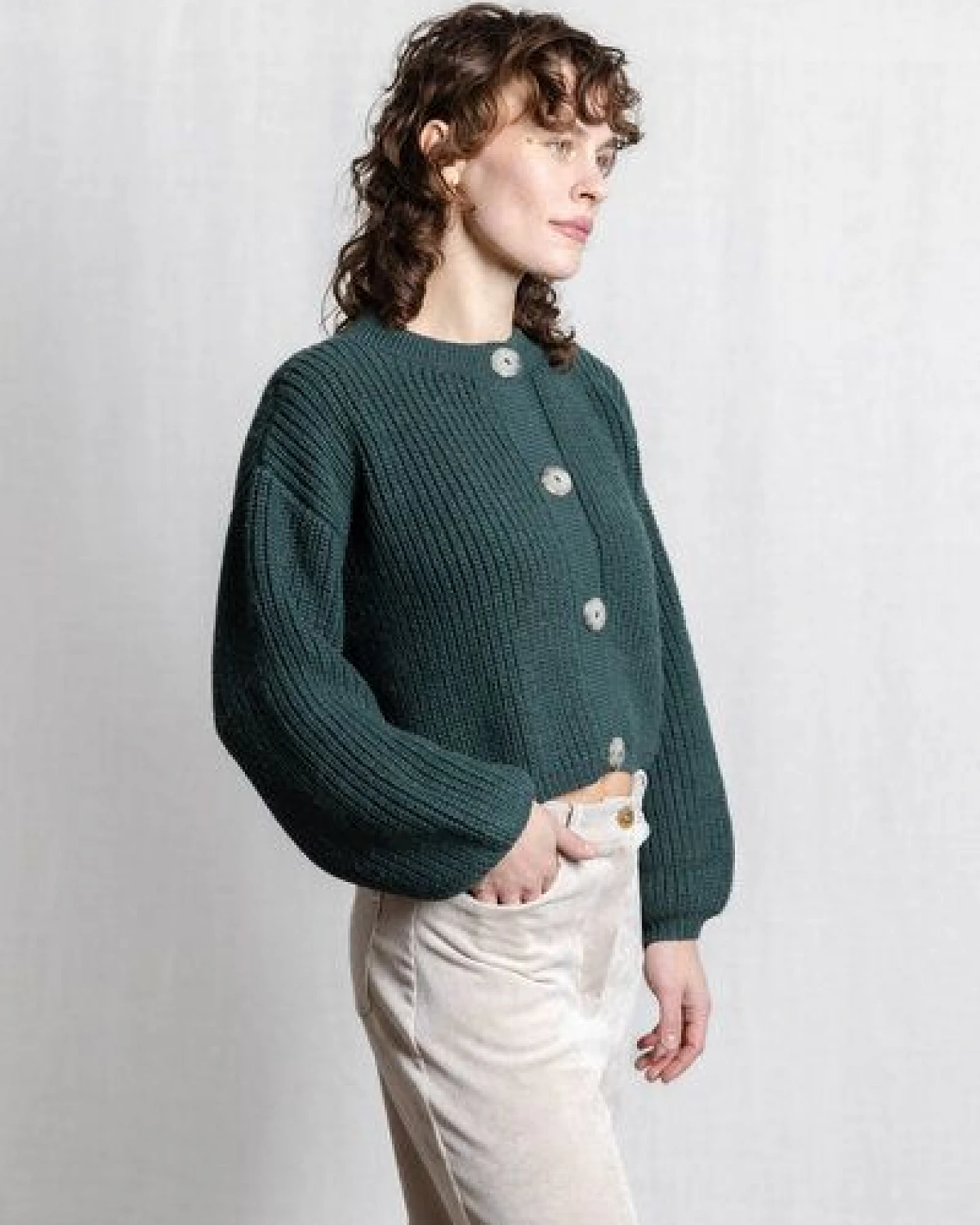 Jyoti - Fair Works Baby-Alpaka Strickcardigan Betana – Ansicht 2
