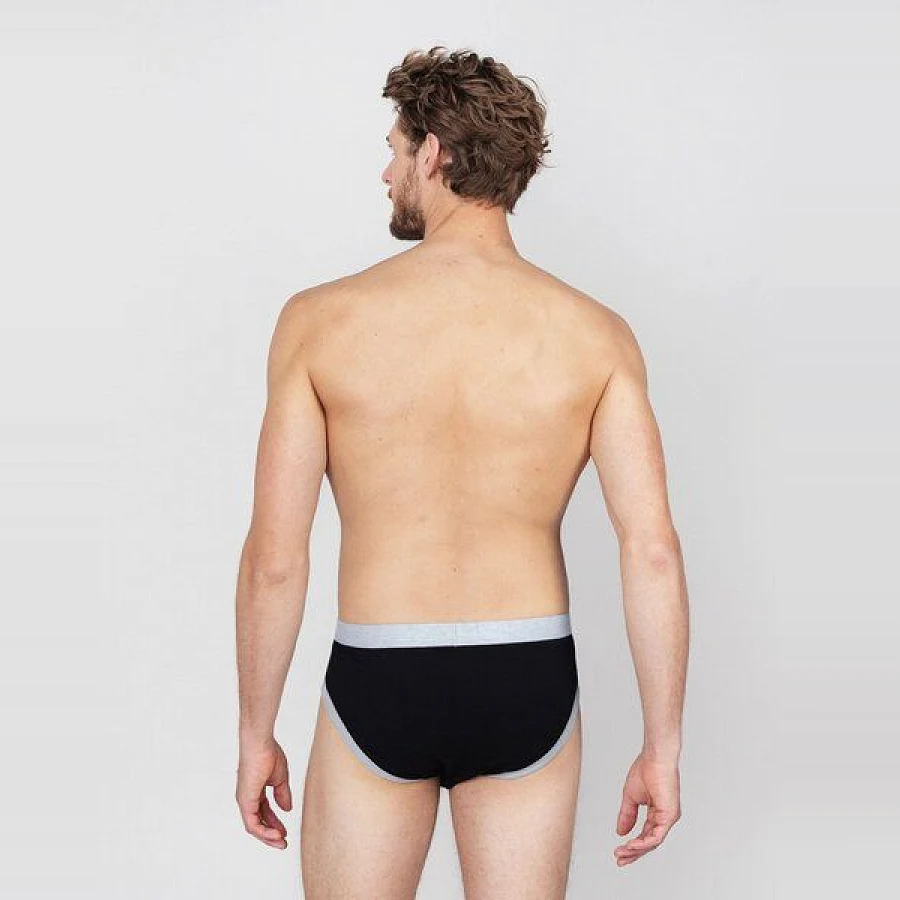 Schwarz