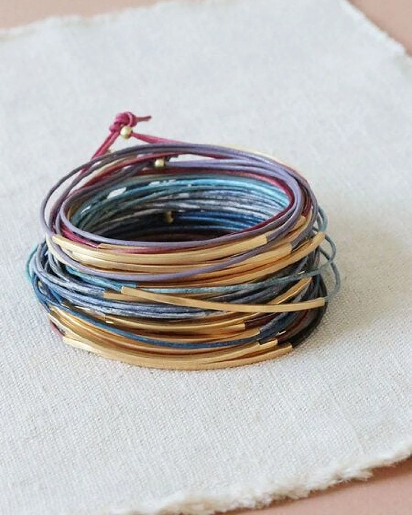 pikfine Tube Armband “Tingval” // vergoldet – Ansicht 4