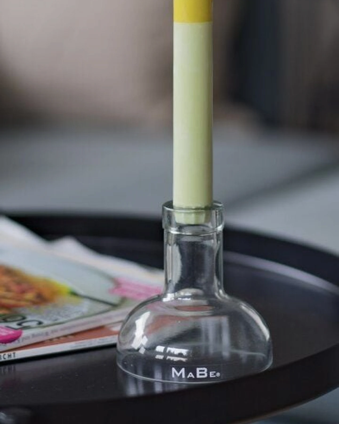 MaBe Kerzenständer Klassik - Witzig & nachhaltig - Upcycling aus der 0,5l Spirituosenflasche – Ansicht 4