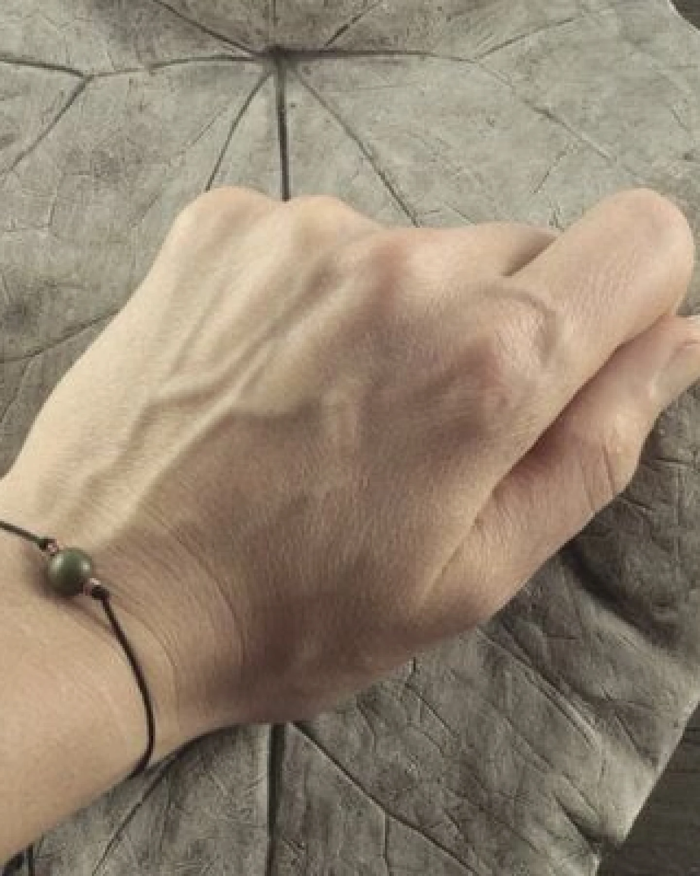Naturlieb Schmuckset Element Wasser - Lärchenholz Amulett und Armband – Ansicht 4