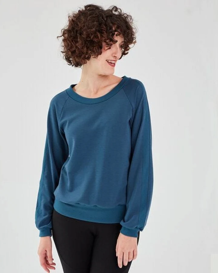 LASALINA Pullover aus Plastikflaschen & Bio Baumwolle