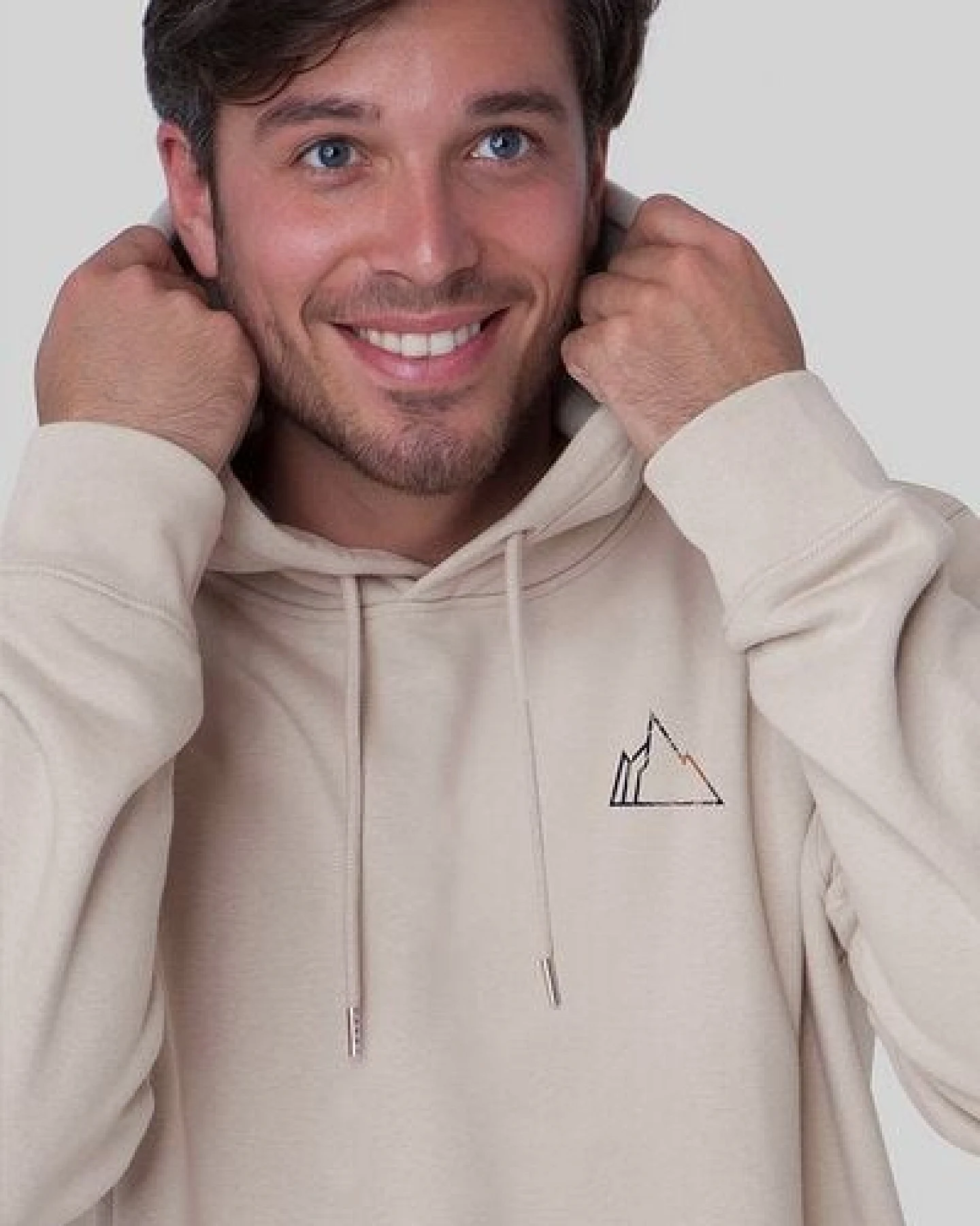 Kultgut Biofair - Gemütlicher, flauschiger Hoodie / Little Sunrise - Mountain – Ansicht 4