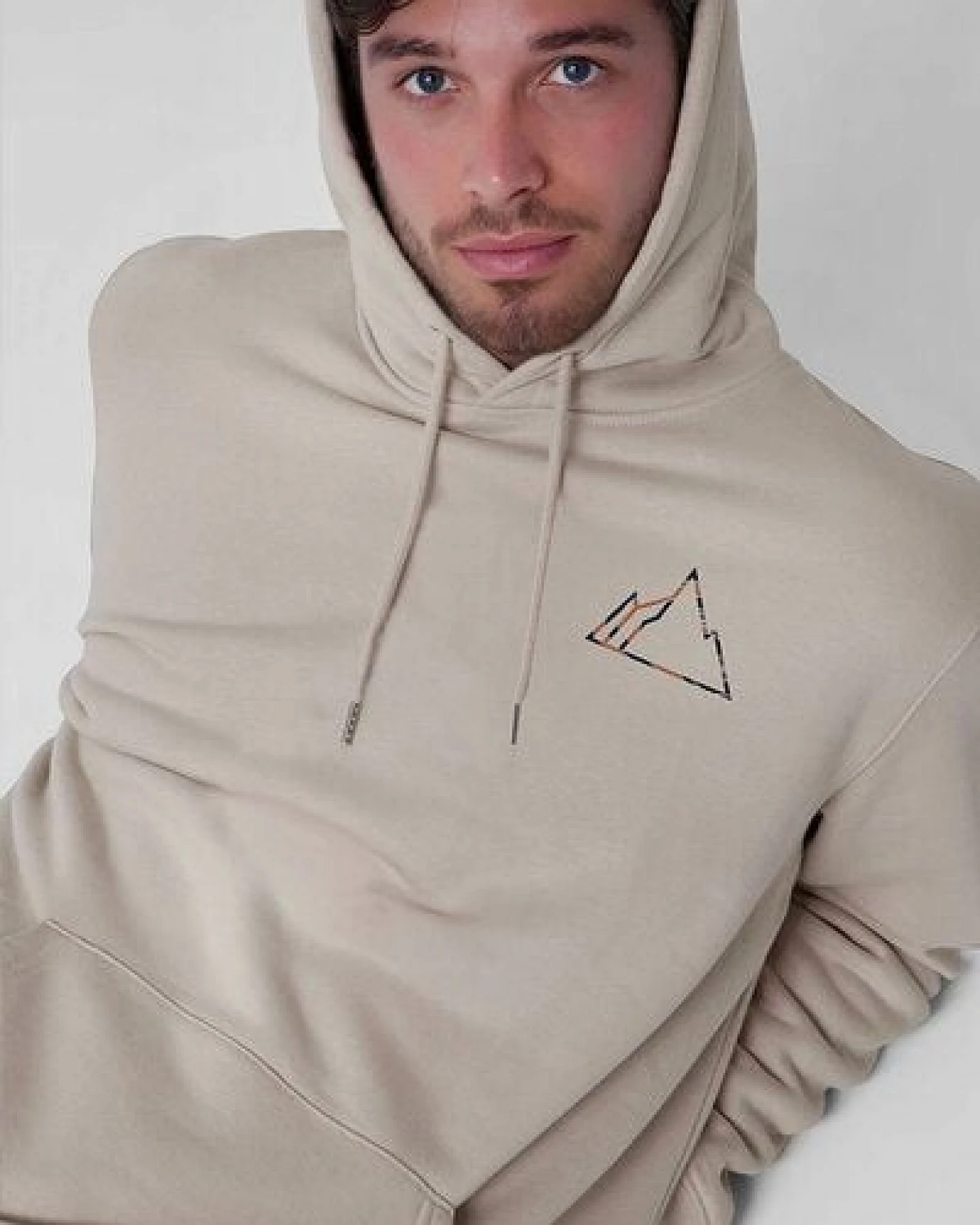 Kultgut Biofair - Gemütlicher, flauschiger Hoodie / Little Sunrise - Mountain – Ansicht 3