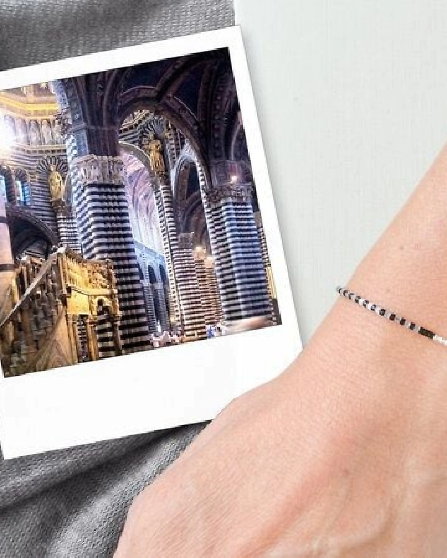 renna deluxe Sternenhimmel – zartes Armband mit Perlen in schwarz-weiß, gold, silber – Ansicht 4