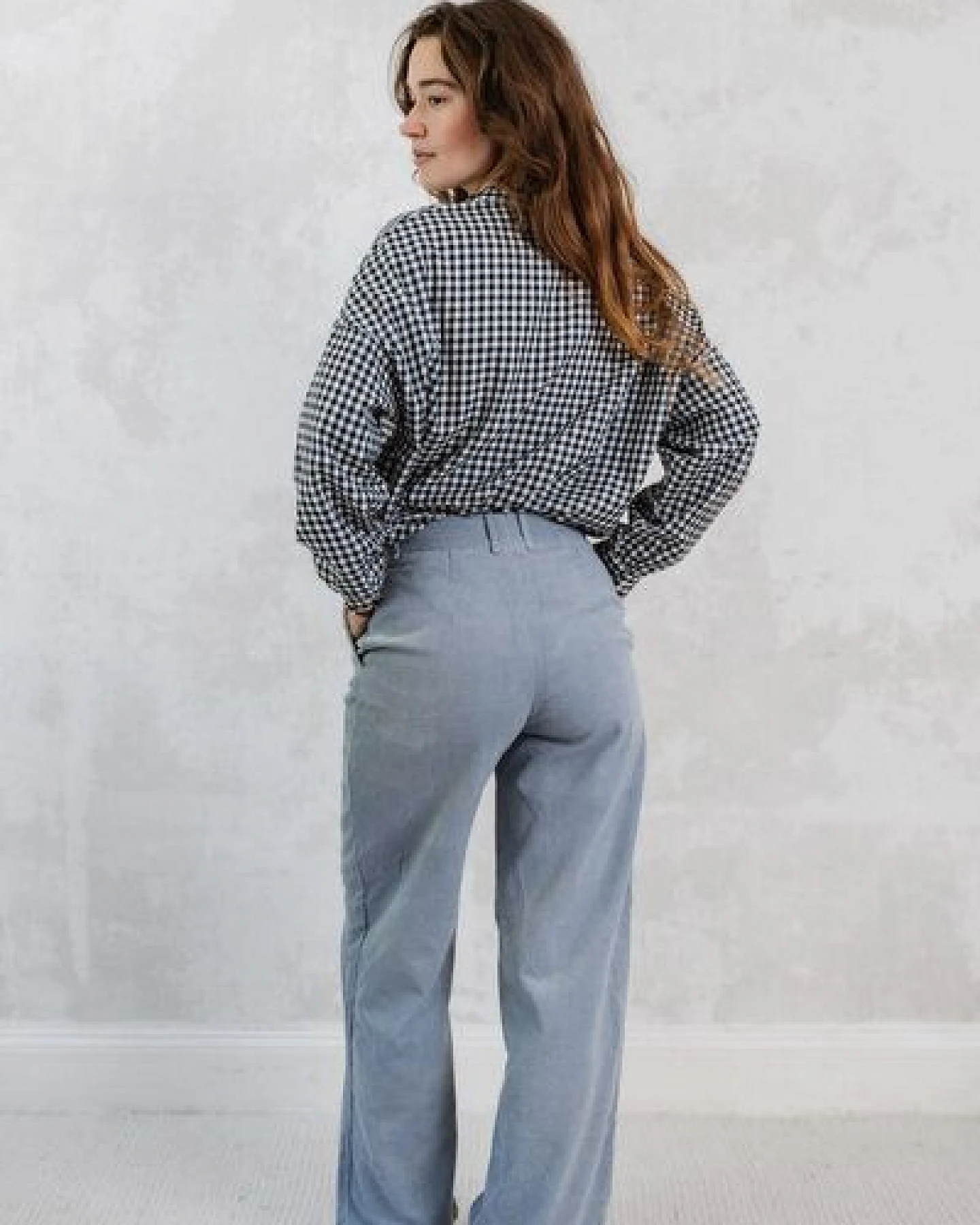 Jyoti - Fair Works Bio-Baumwollcord Hose Suhrutam – Ansicht 4