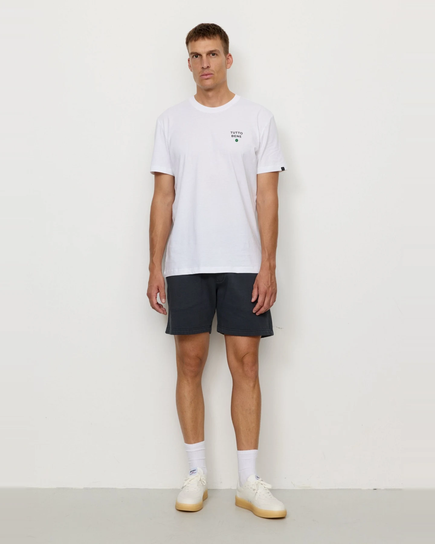 Recolution Herren vegan Sweatshorts Balm Dunkelgrau – Ansicht 2