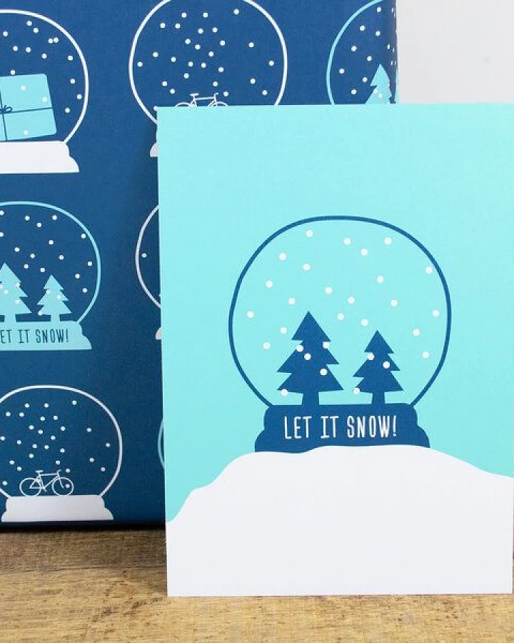 Bow & Hummingbird Postkarte Let it snow!