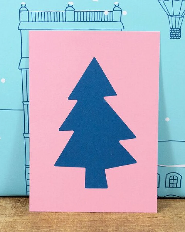 Bow & Hummingbird Postkarte Christmas Tree