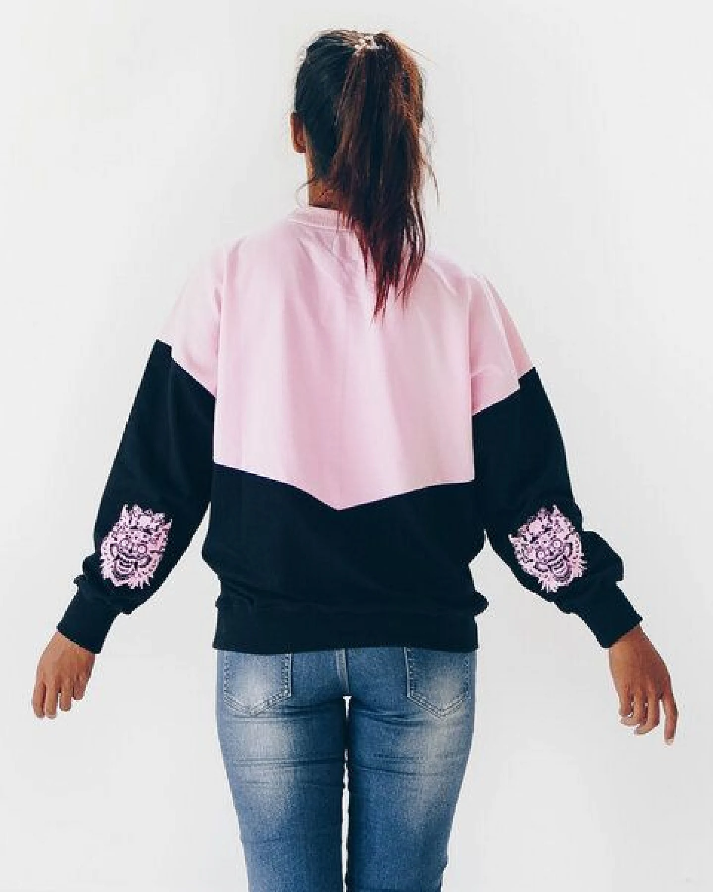 The Driftwood Tales Weit geschnittenes feminines Sweatshirt, 100 % Bio-Baumwolle – Ansicht 2