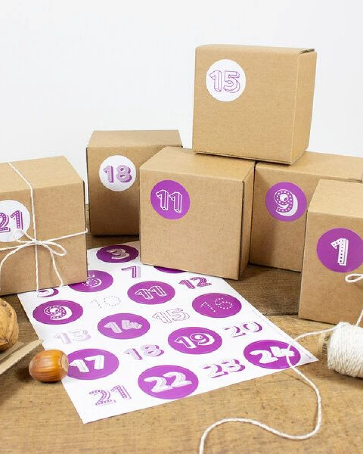 Bow & Hummingbird Adventskalender Set mit Boxen "Brombeere"