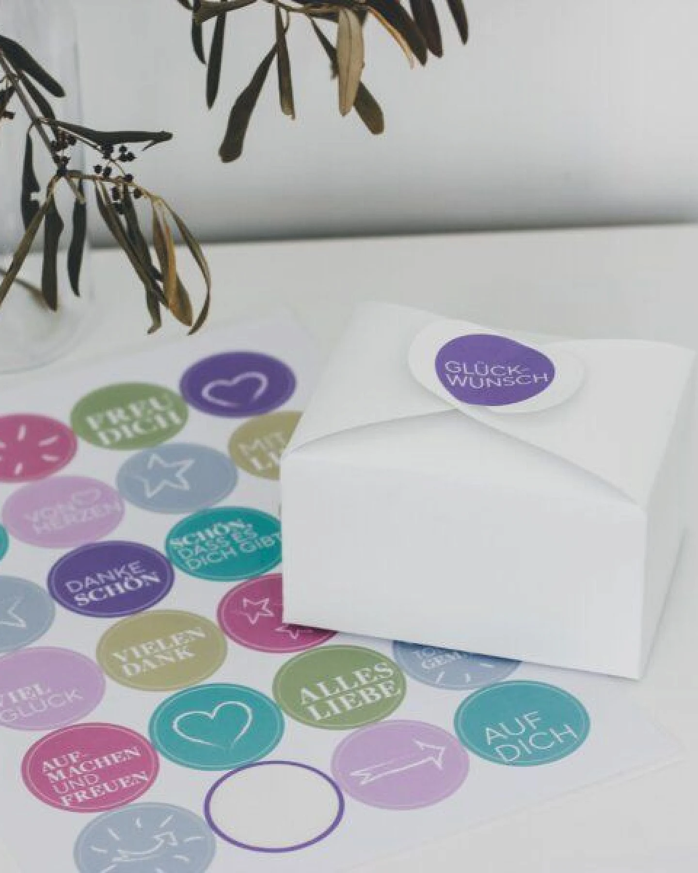 Fines Papeterie 24 Geschenk Aufkleber mit verschiedenen Motiven – Ansicht 3