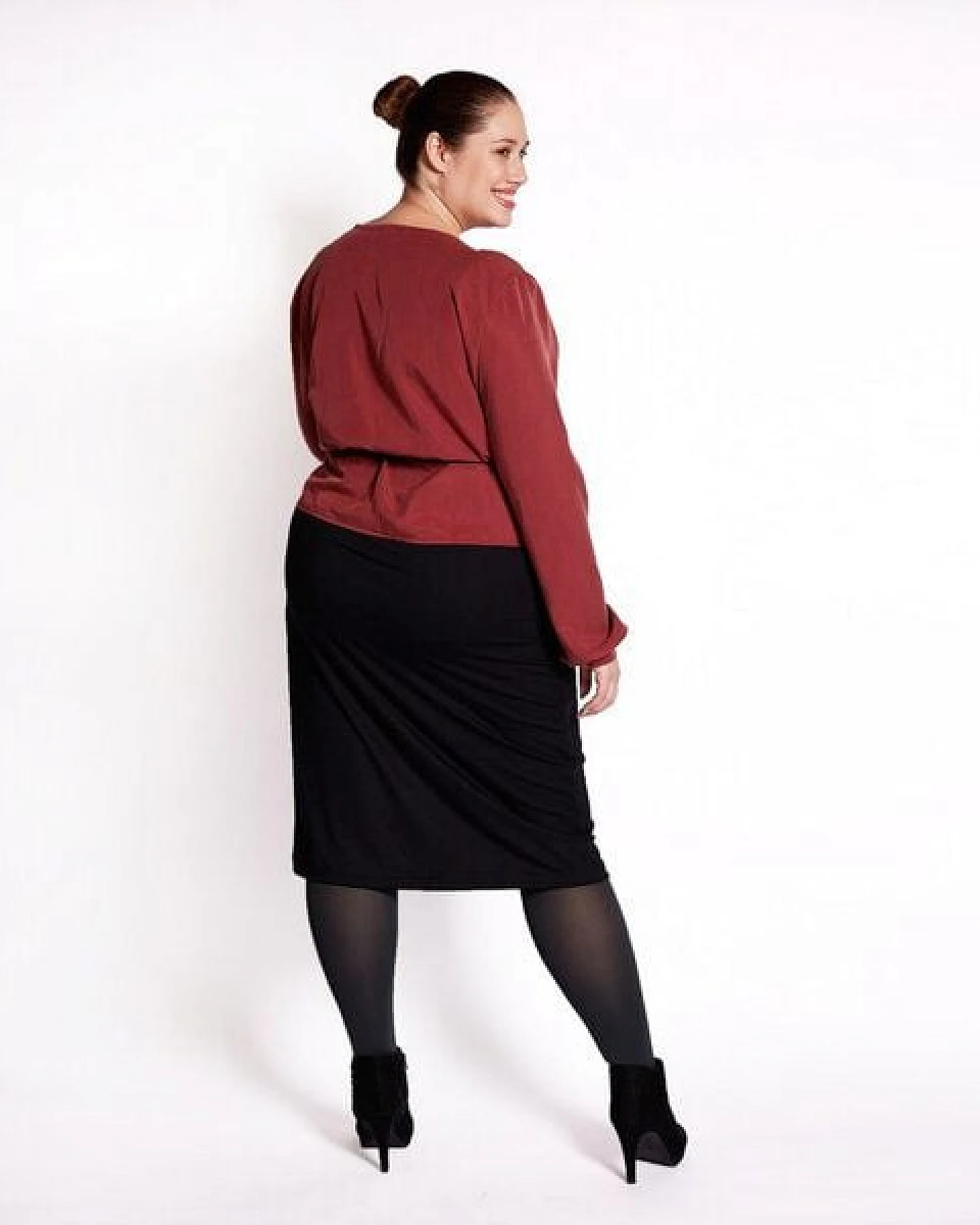 WiDDA berlin Midirock BASIC aus TENCEL® Modal in Schwarz – Ansicht 4