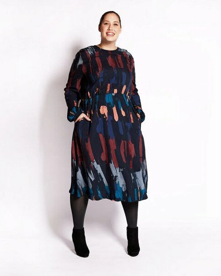 WiDDA berlin Elegantes Kleid SPLASH aus TENCEL mit grafischem Muster