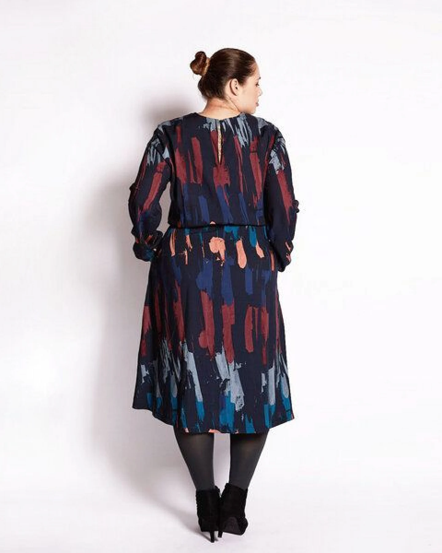 WiDDA berlin Elegantes Kleid SPLASH aus TENCEL mit grafischem Muster – Ansicht 3
