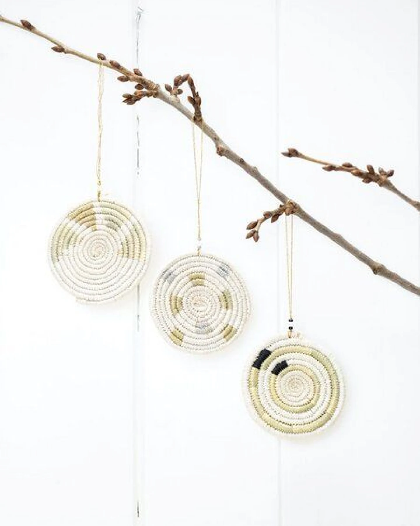 WomenCraft Christbaumschmuck & Dekoanhänger - 7cm - INYABU/IKIBA/URU – Ansicht 3